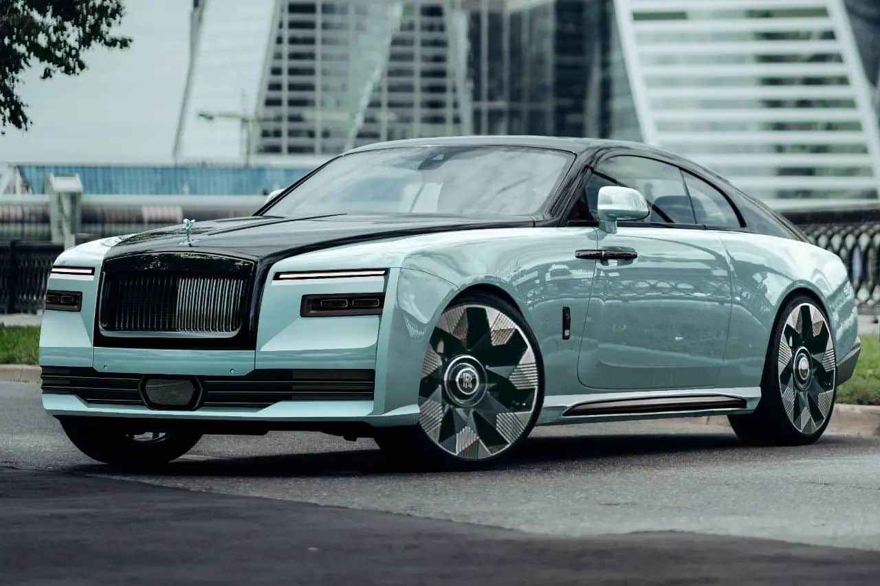 The 2024 Rolls-Royce Ghost Ékleipsis Is Designed for Royals Who Enjoy ...